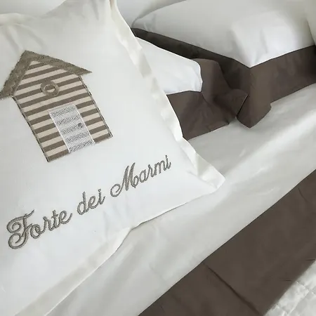 Apartmán Stunning 300mt By The Sea Dei Marmi *